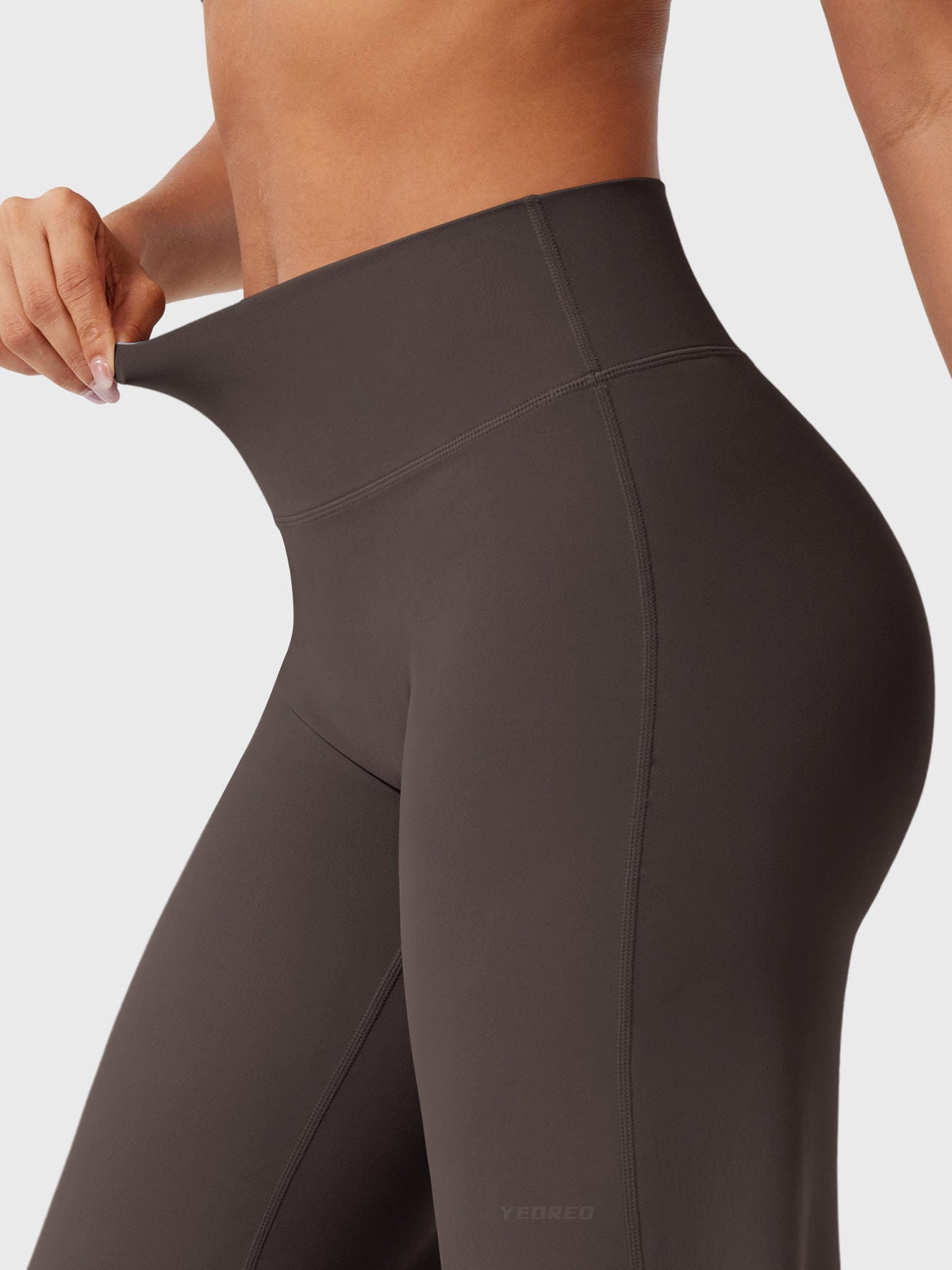 Yeoreo Eddiy 31.5" Straight Leggings