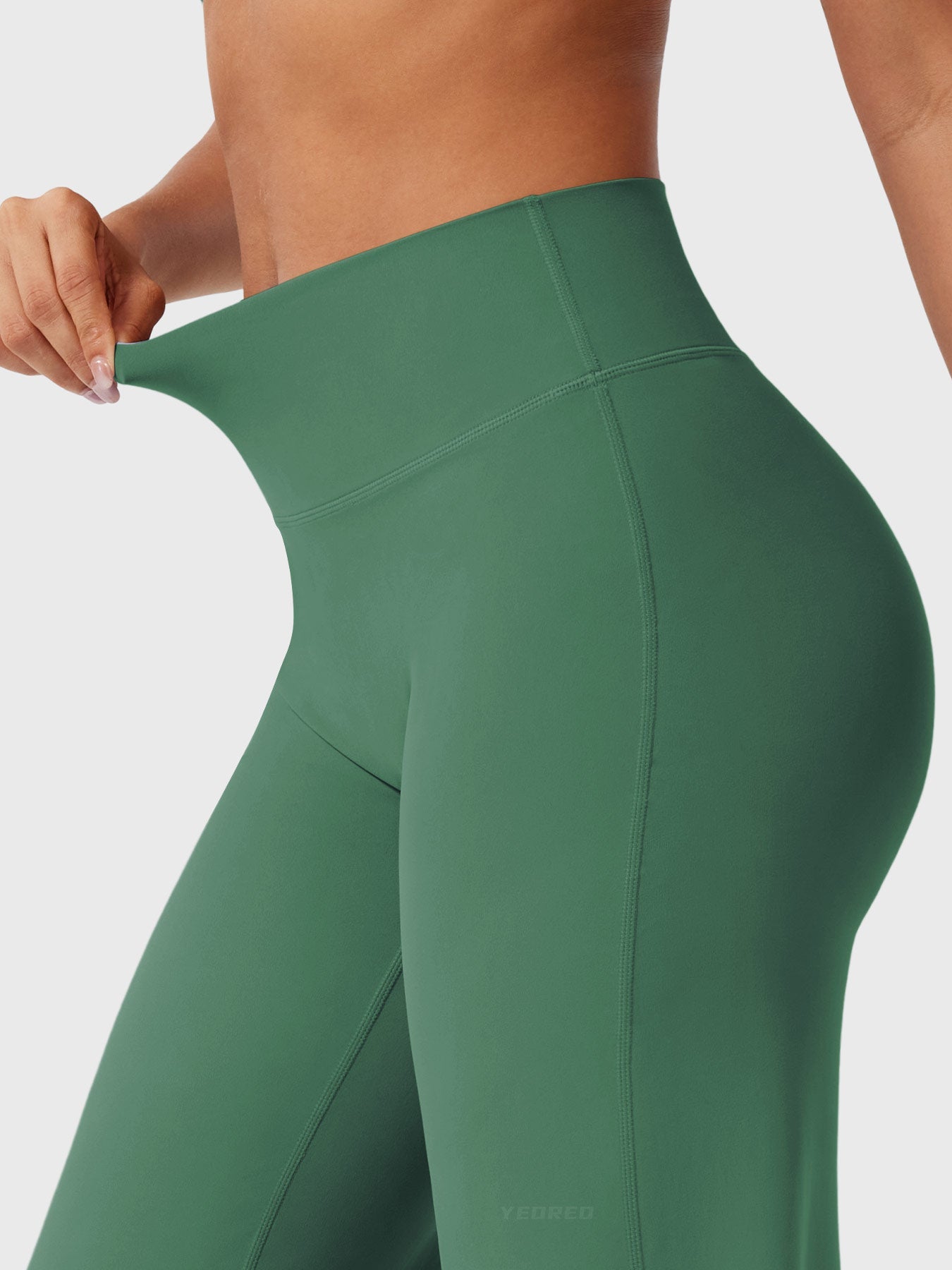 Yeoreo Eddiy 31.5" Straight Leggings